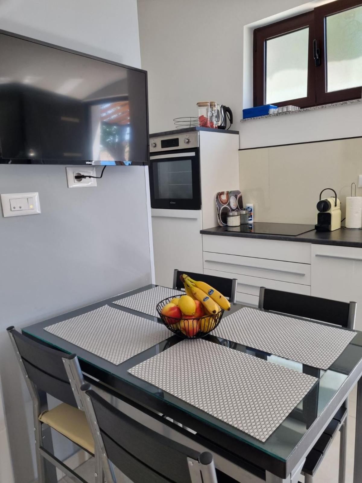 Apartman Ulrich Lukovo Ngoại thất bức ảnh